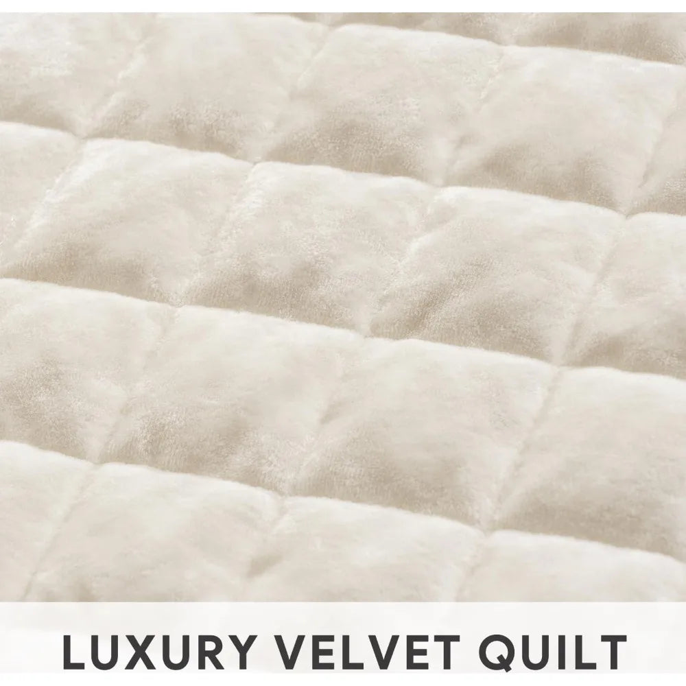 Premium Velvet Quilt Set With Matching Pillow Shams