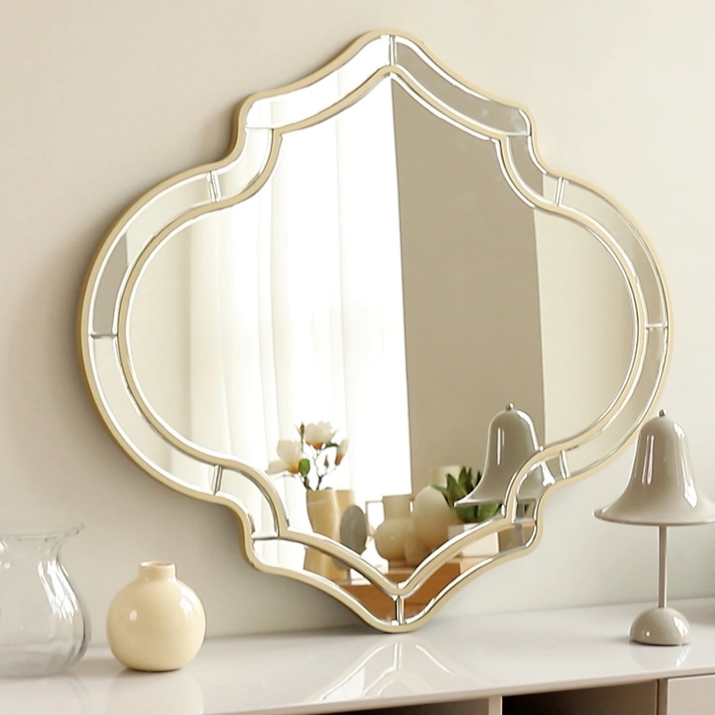 Hign-concerned Gold Wall Mirror Glass Frame Golden Rim