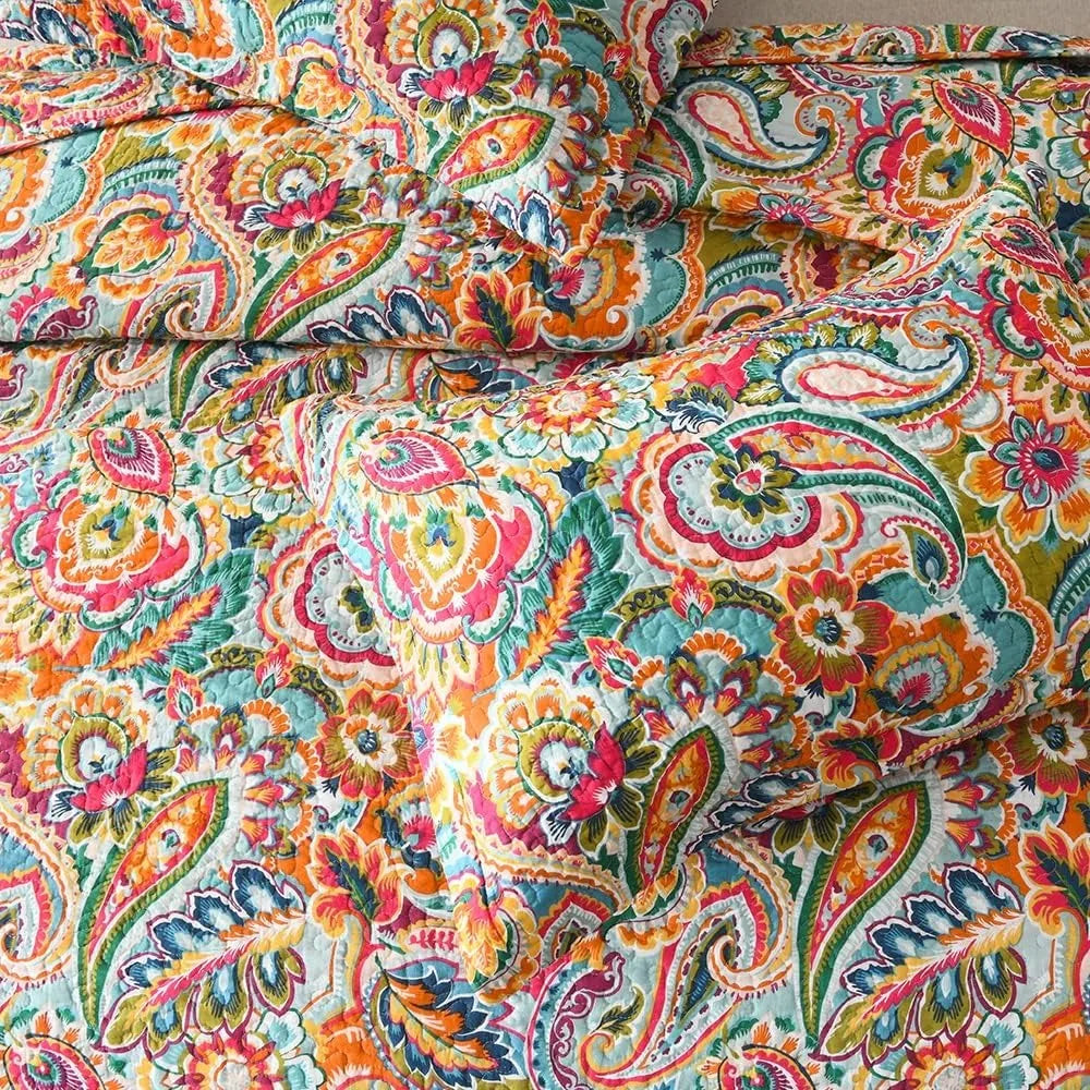 Reversible Cotton Bedspread Quilt Set With Floral Paisley