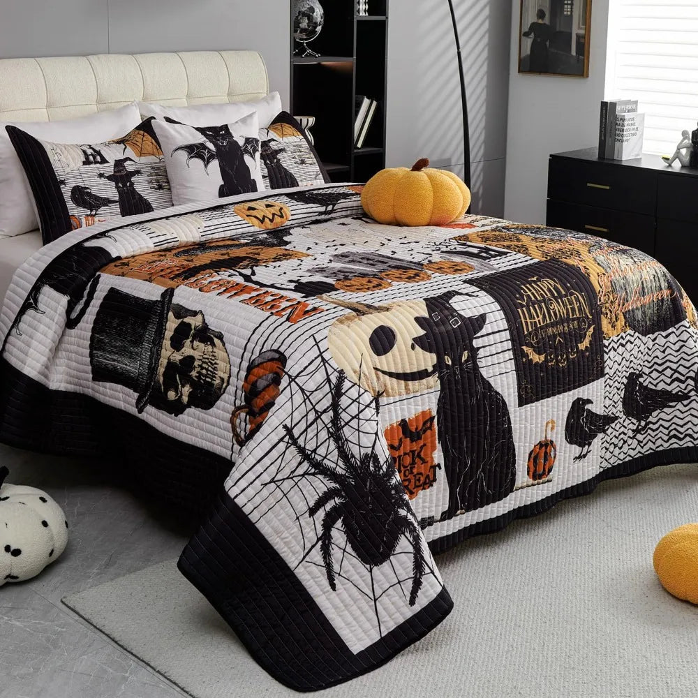 Halloween Themed Quilt Set With 3 Pillow Shams Lightweight