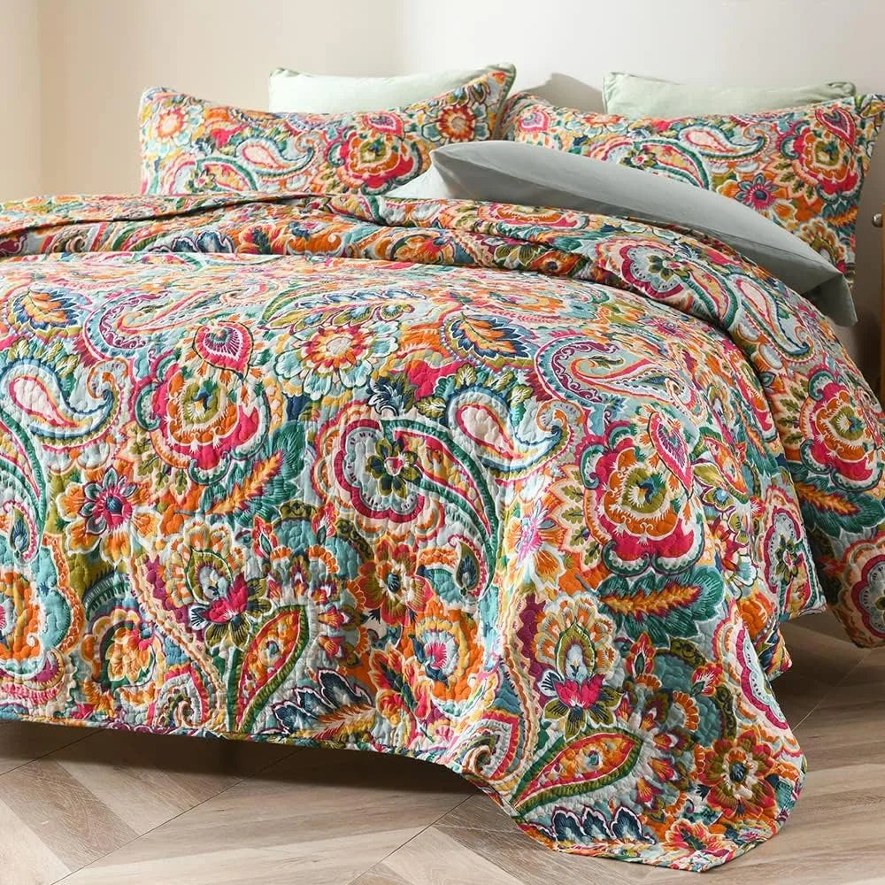 Reversible Cotton Bedspread Quilt Set With Floral Paisley