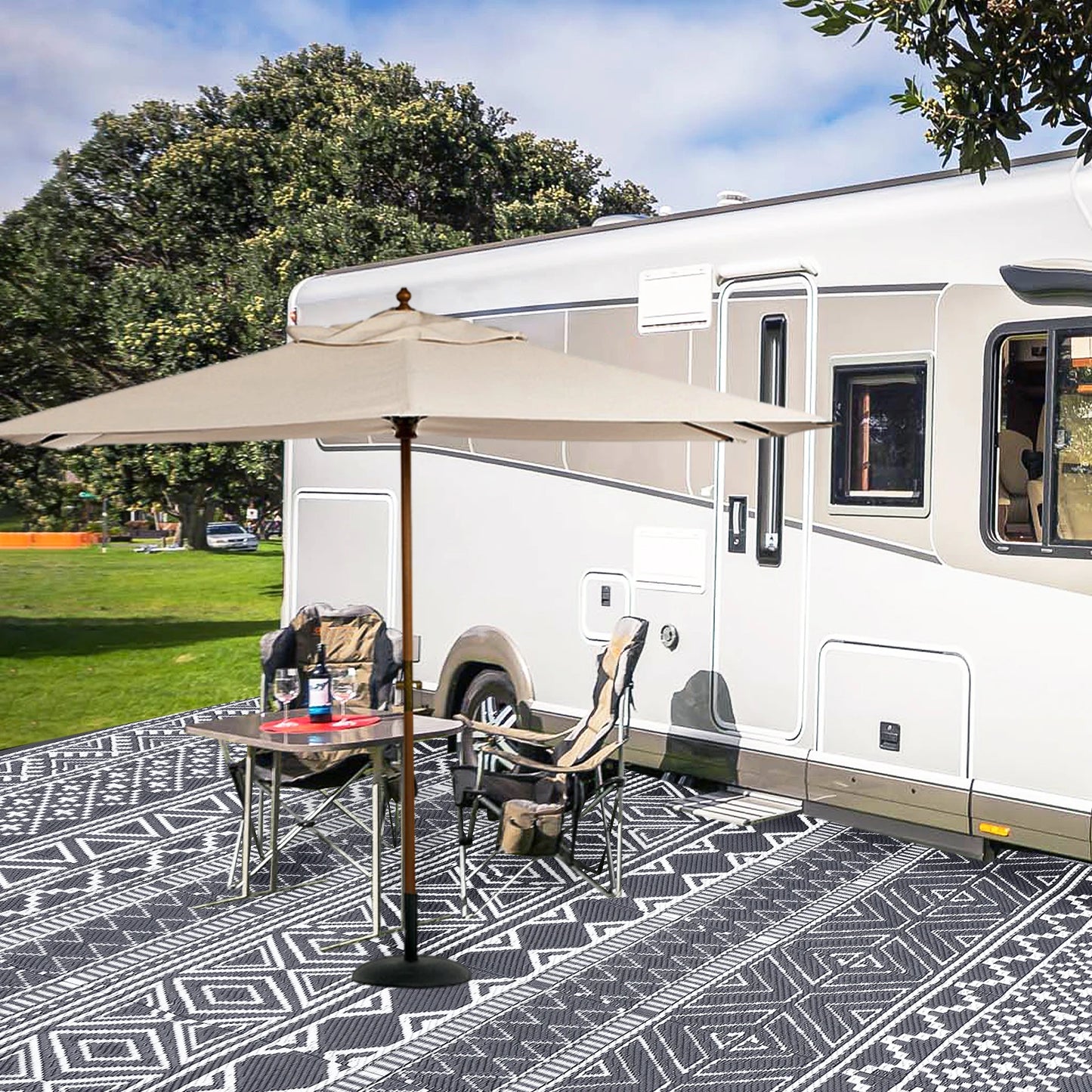 Studyset Outdoor Reversible Patio Rug Waterproof Boho Style