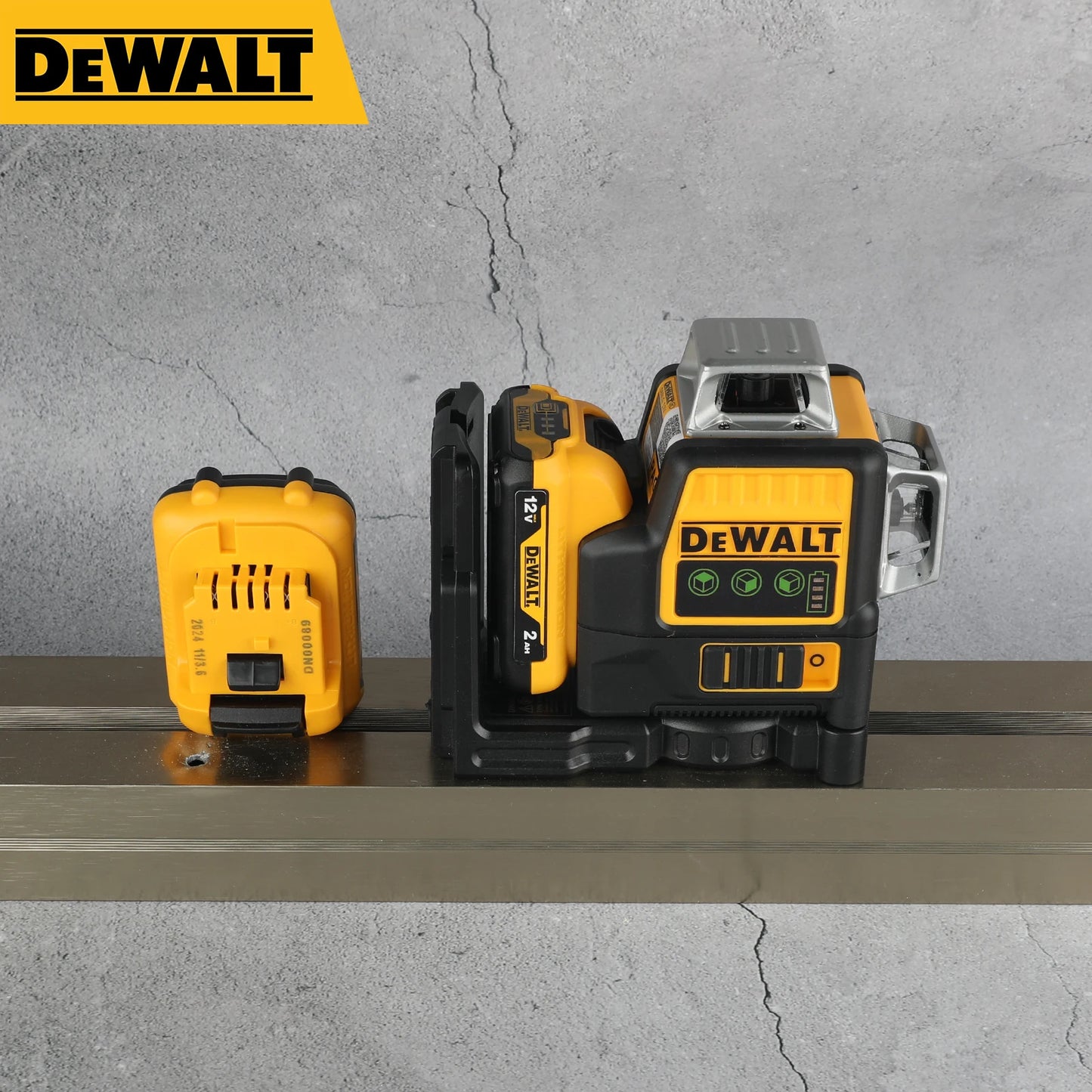 DEWALT DW089LG 12 Line Green Laser Level 360 Coverage
